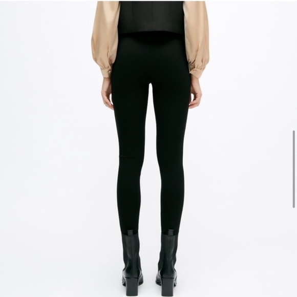 NWT gold button black woman leggings - Picture 6 of 12